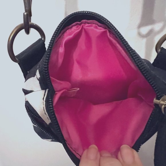 Mixedbag Designs Black and Pink Crossbody Bag - Picture 10 of 11